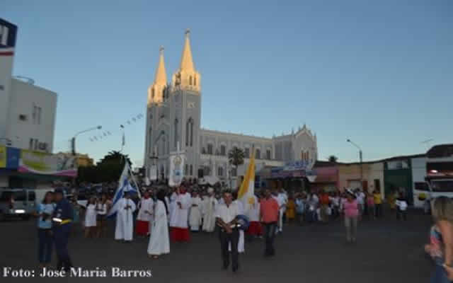 Procissão encerra programação da 165ª Festa de Nossa Senhora dos Remédios